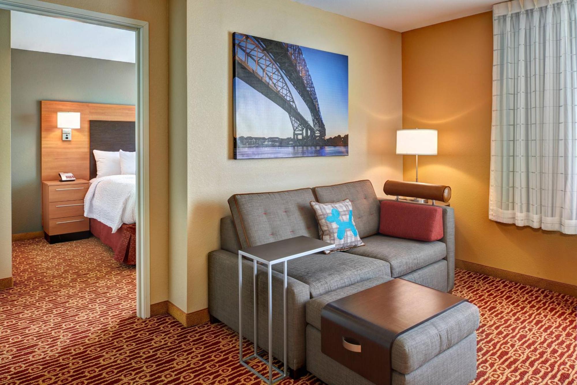 Towneplace Suites By Marriott Detroit Troy Exteriör bild