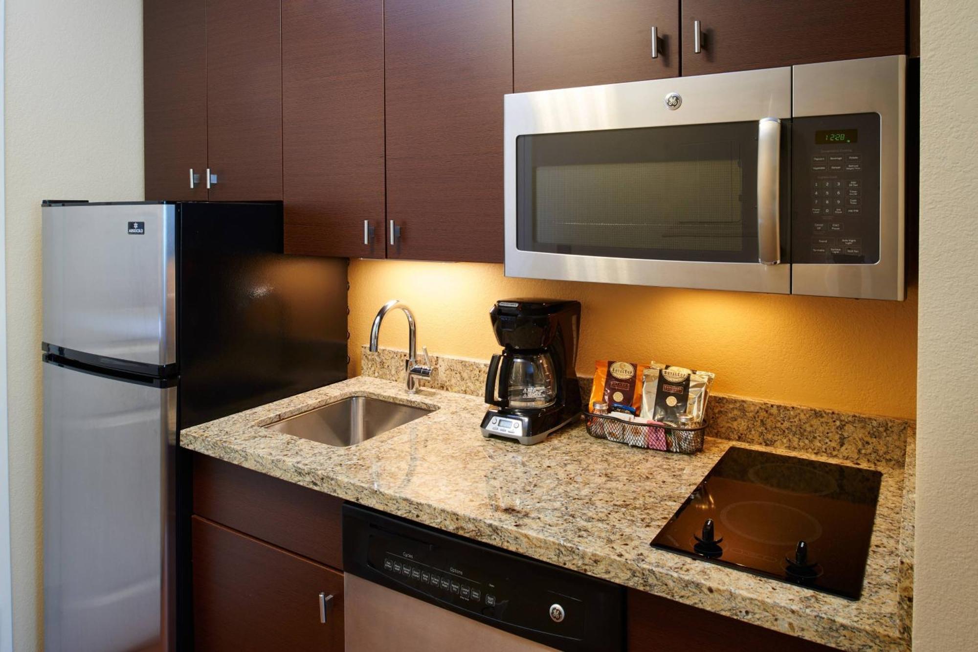 Towneplace Suites By Marriott Detroit Troy Exteriör bild
